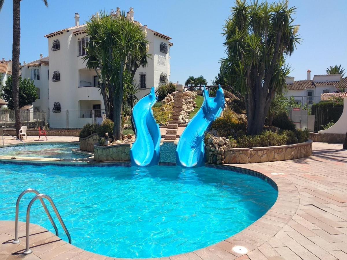 Biệt thự Adosada 2 Hab Frente Piscina Wifi Gratis *