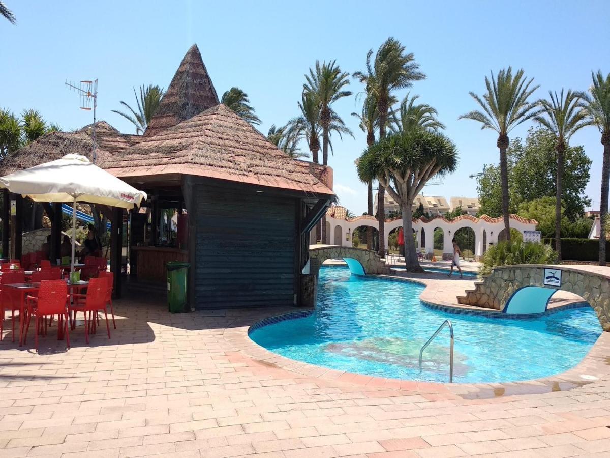 Adosada 2 Hab Frente Piscina Wifi Gratis Biệt thự Denia